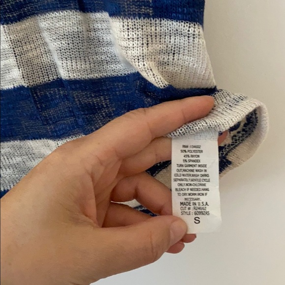 Navy and cream 3/4 sleeve sweater - Picture 2 of 2